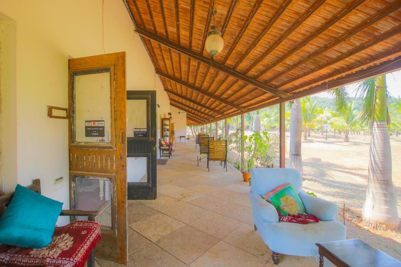 V Resorts Mahua Bagh Murud Nāndgaon Exteriör bild